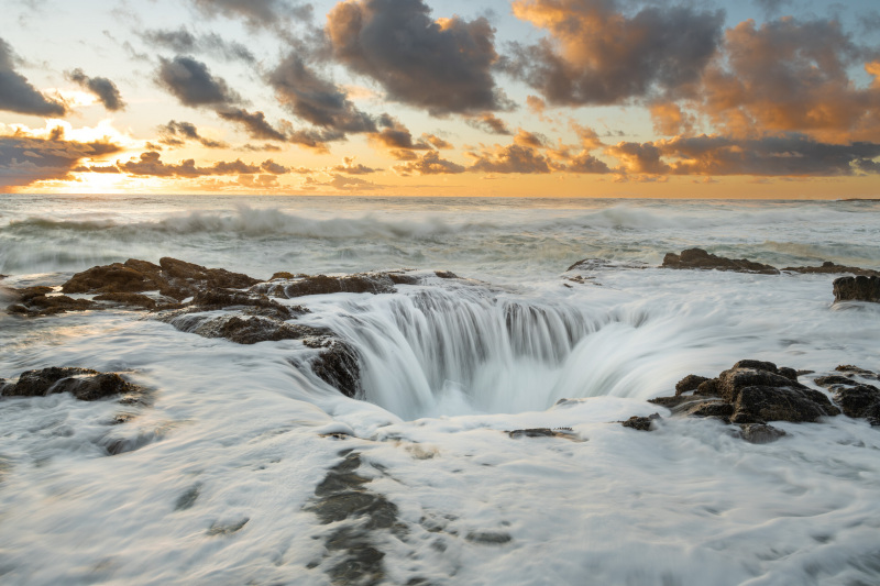 Golden Hour at Thor's Well
